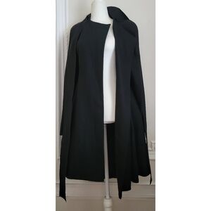 Anett Röstel Sophisticated Women's Black Cape Coat